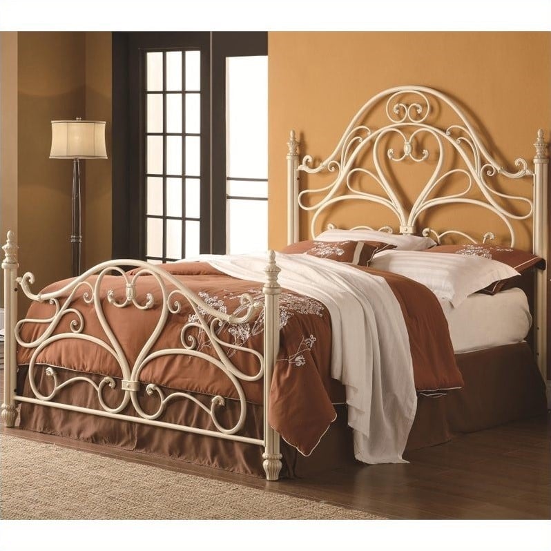 Coaster Queen Ornate Spindle Headboard And Footboard In Egg Shell - 300264Q