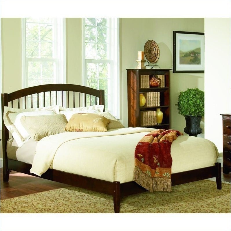 Atlantic Furniture Windsor Platform Bed With Open Footrail In Antique ...